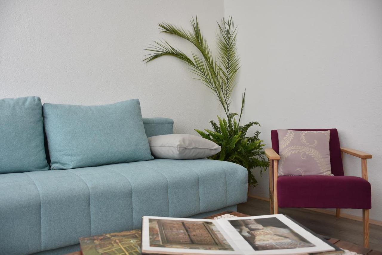 Bache Apartment *