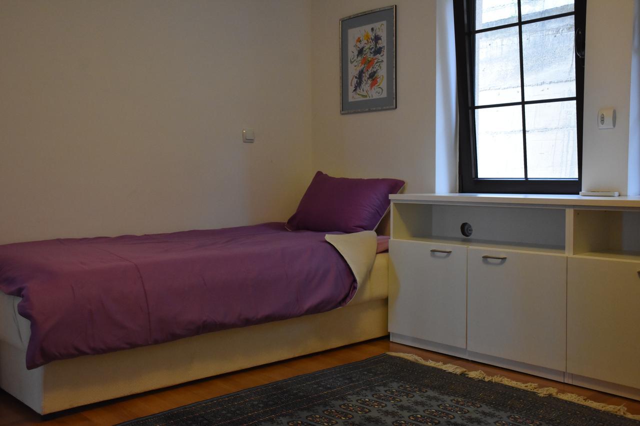 Bache Apartment